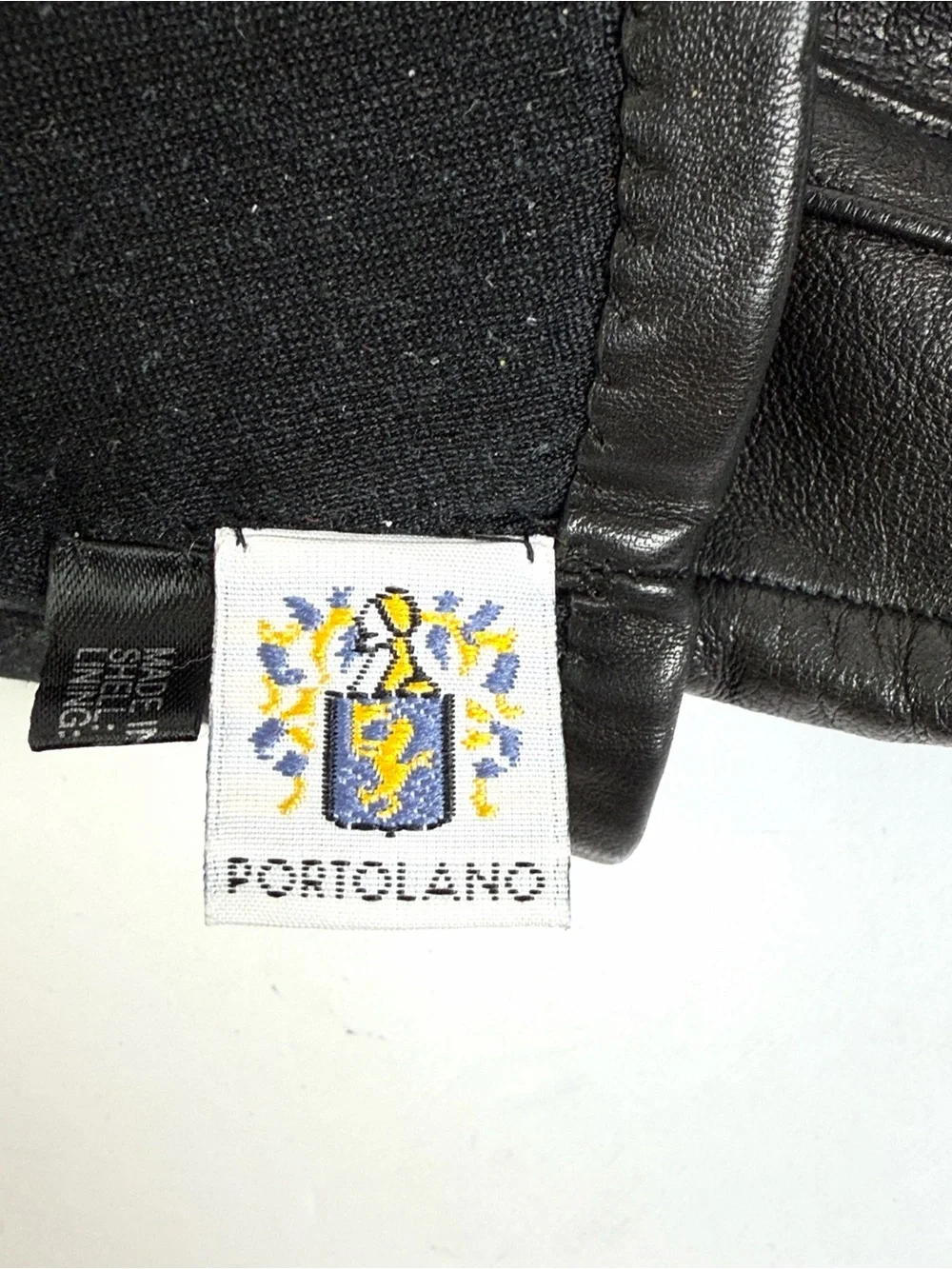 Portolano Black Leather Gloves Silk Lined with O-Ring Stud Details size 7,5